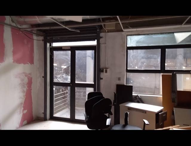 120M² OFFICE TO LET IN RIVERHORSE VALLEY